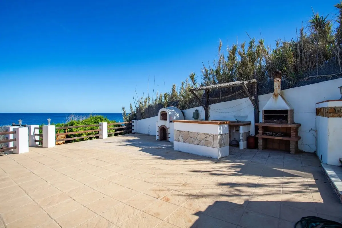 a2015715-055d-4912-aab3-37f970475d0c