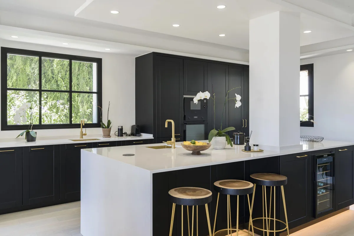 e78ddc74-2cfe-445c-aa4d-ae1b6b4dcaf6