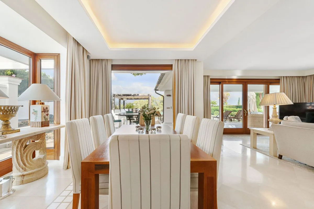 19344192-80b5-416a-a67b-6ec63191f757