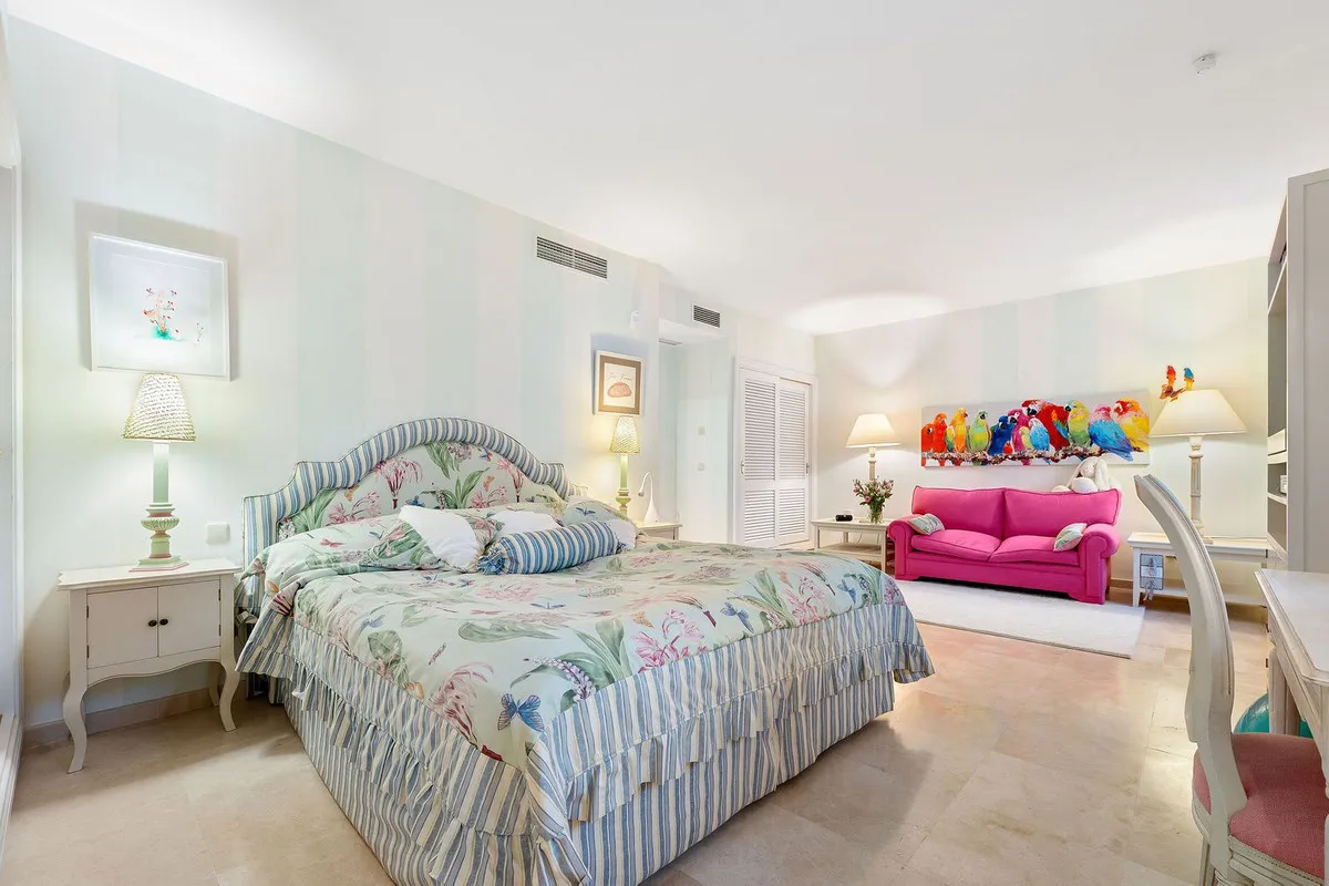 67c107ca-9538-4159-9f98-2e0f93c755fa