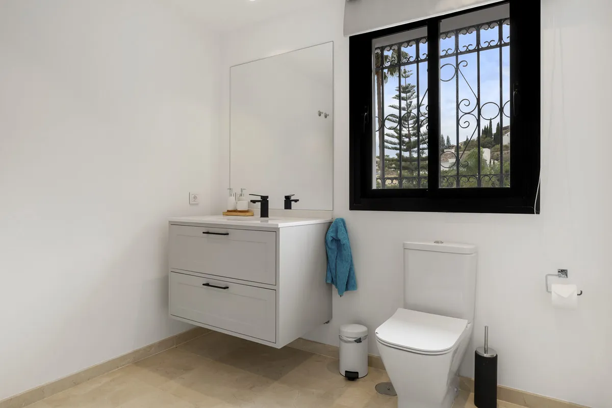 0330136e-2ae7-447f-982a-2fbfc2128b06