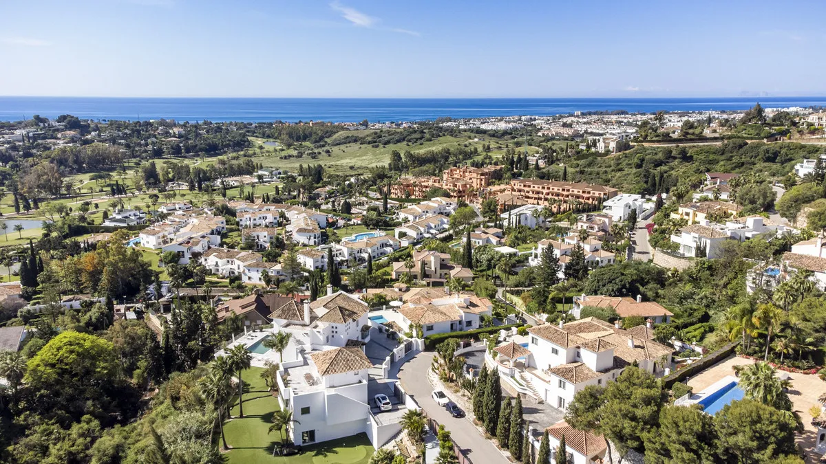 879a3af4-f090-4851-a191-cf4bed357a6f