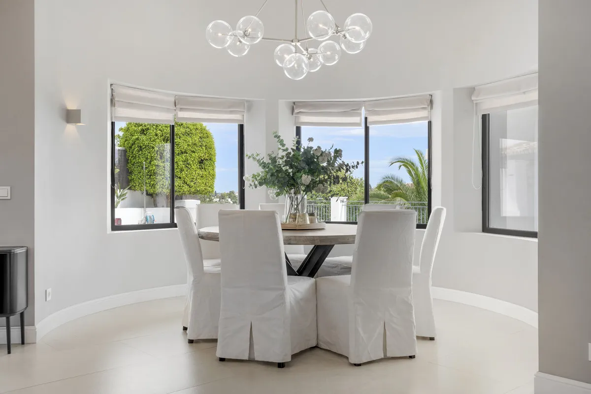 dfaa1935-5330-483c-9c2d-7359ca47d665