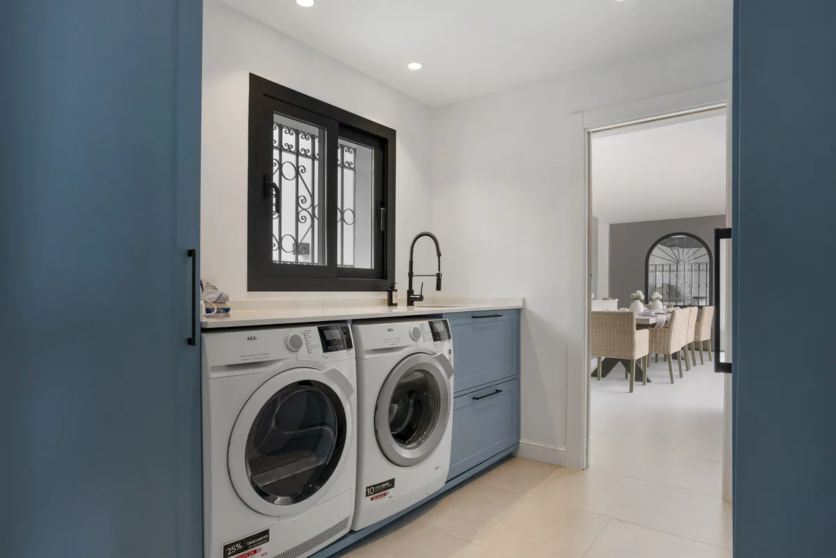 efc1a3a1-8260-4113-a894-dd969142a066