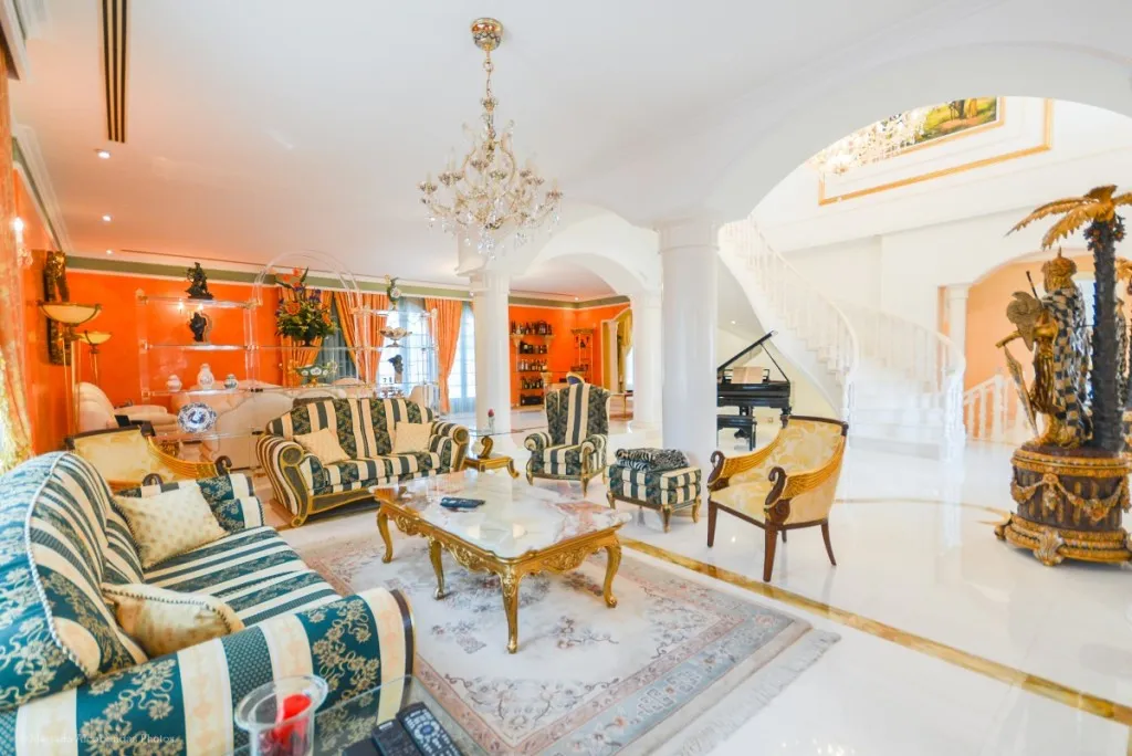 16b10f43-f683-42cf-9e80-bcb7c07e0747