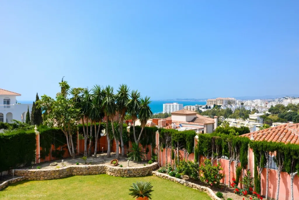 a5c3ae2b-5007-4b54-bcf4-42b292b22f26