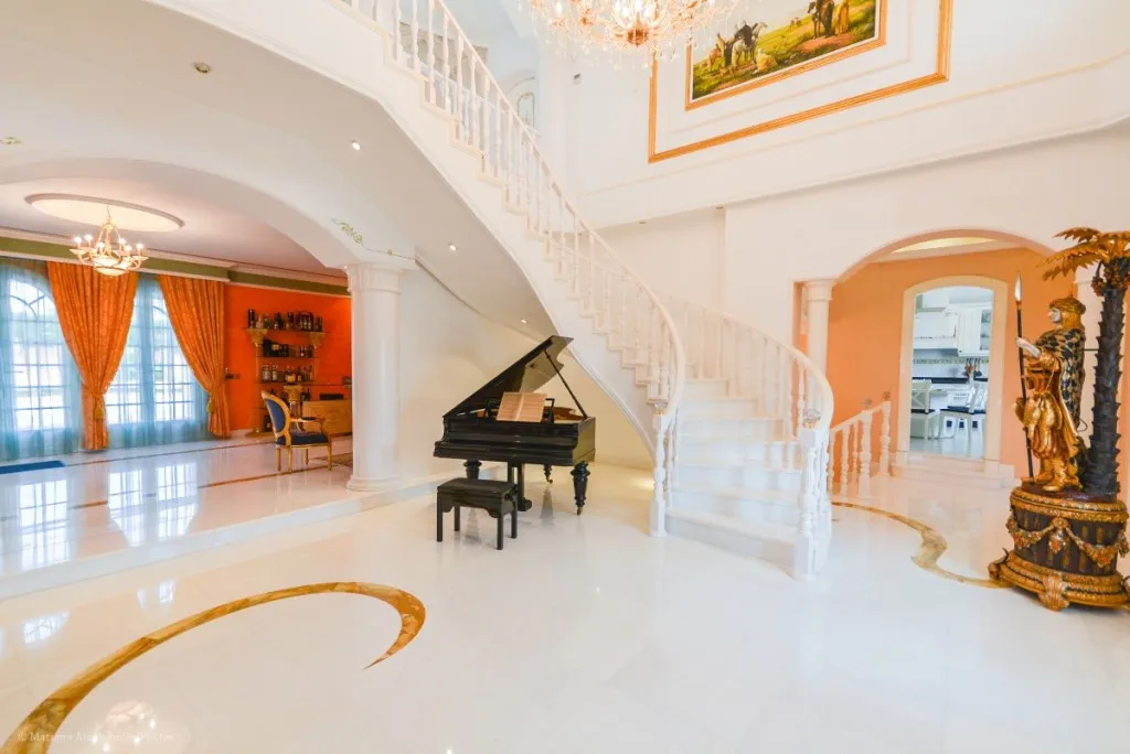 cdaa6ef2-1336-4548-9c53-66a21e9d5fd0