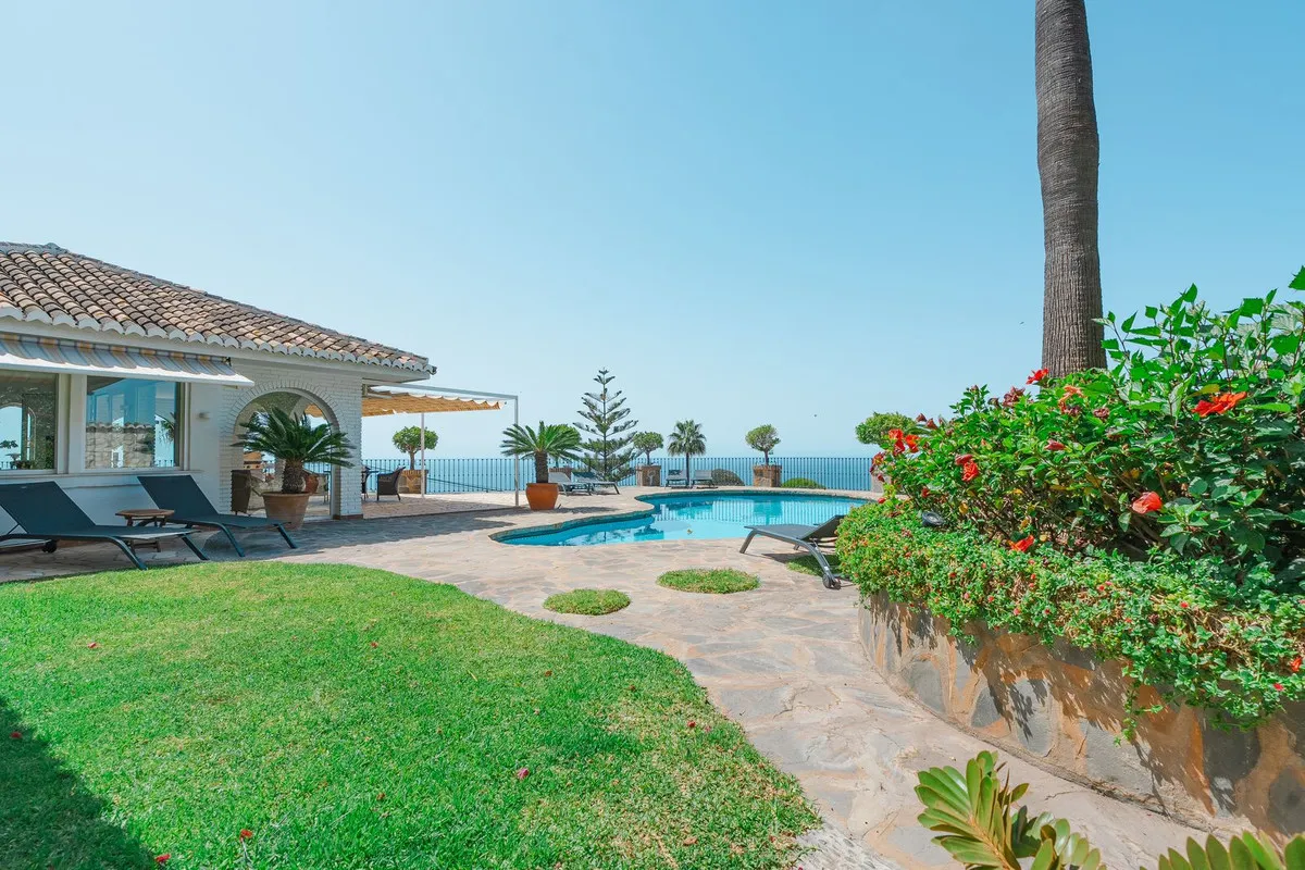 9631a16b-bee5-40e4-a82c-3476b6bdcda2