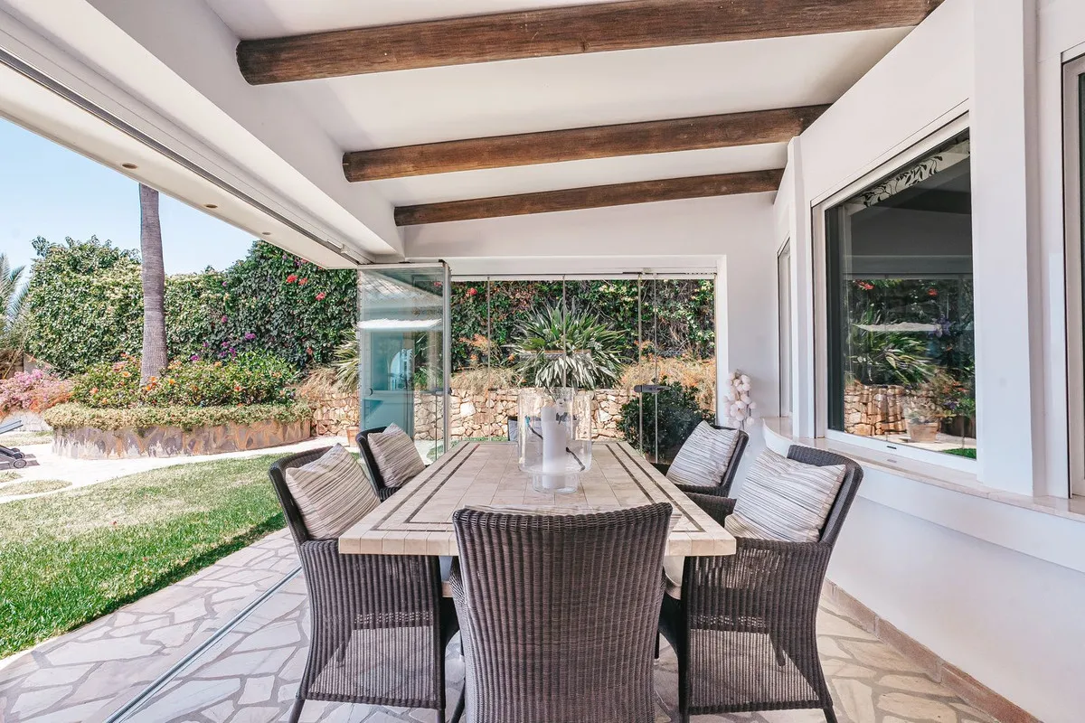 99421627-e170-4fb4-9c26-f4a9aca54d6f