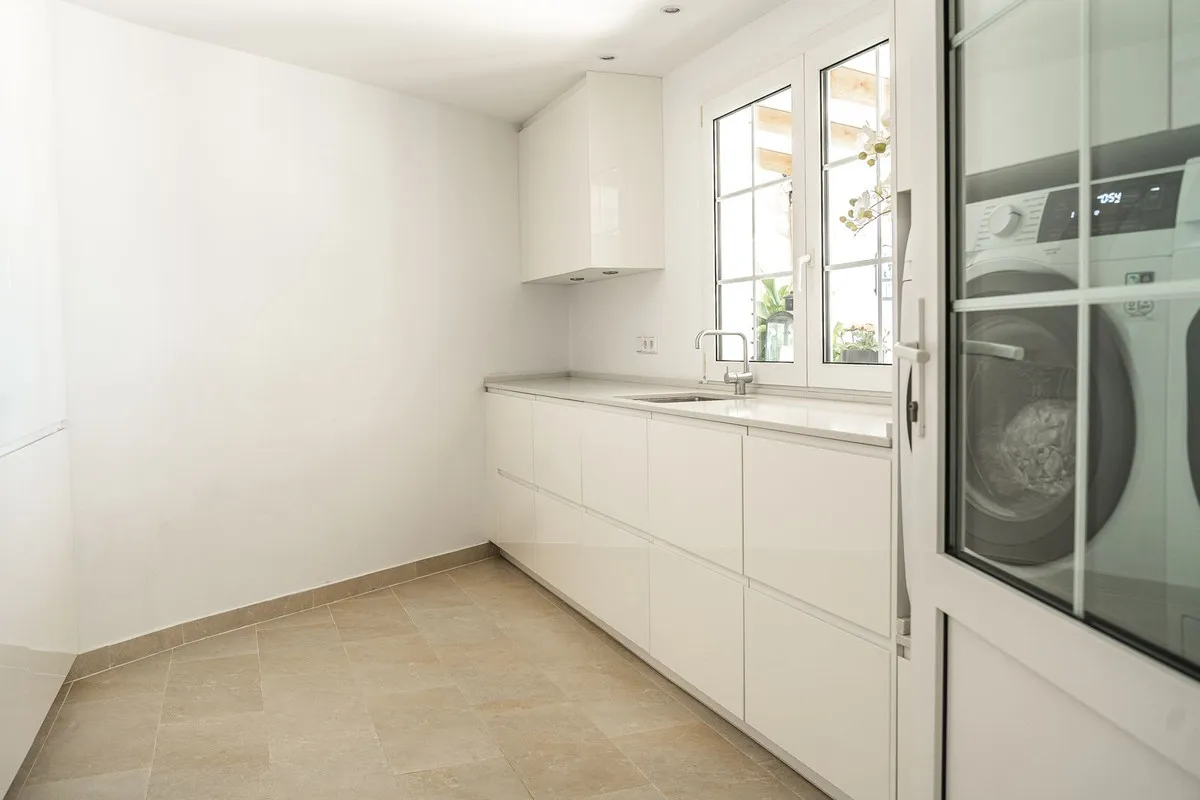 b9fb2df6-e496-42ef-85ea-75d9a7afe967