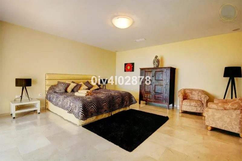 d6d302ae-7866-418a-b678-78bbb85a338c