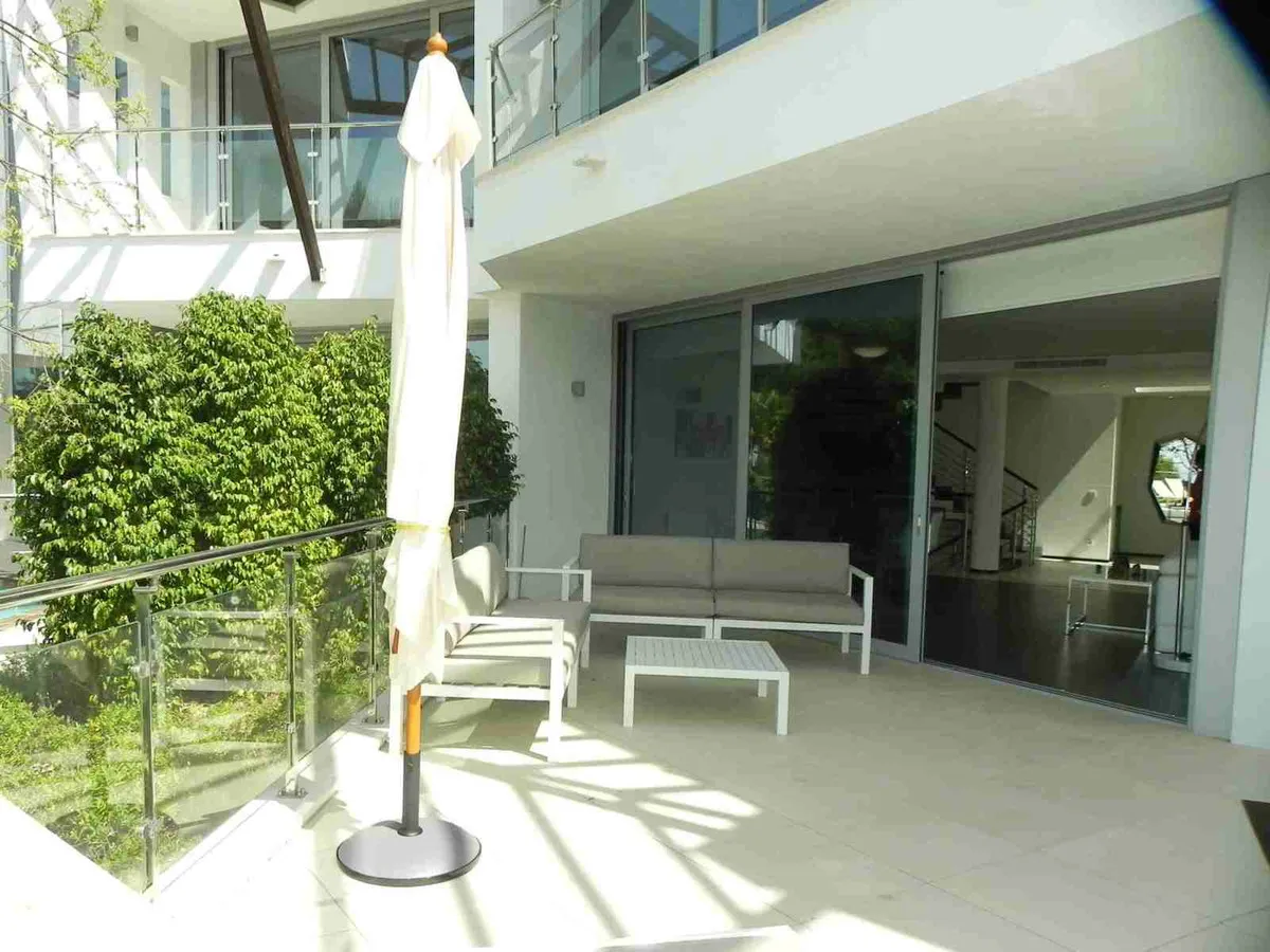 9d789f74-649f-45f3-8e1c-d9435f6259e2