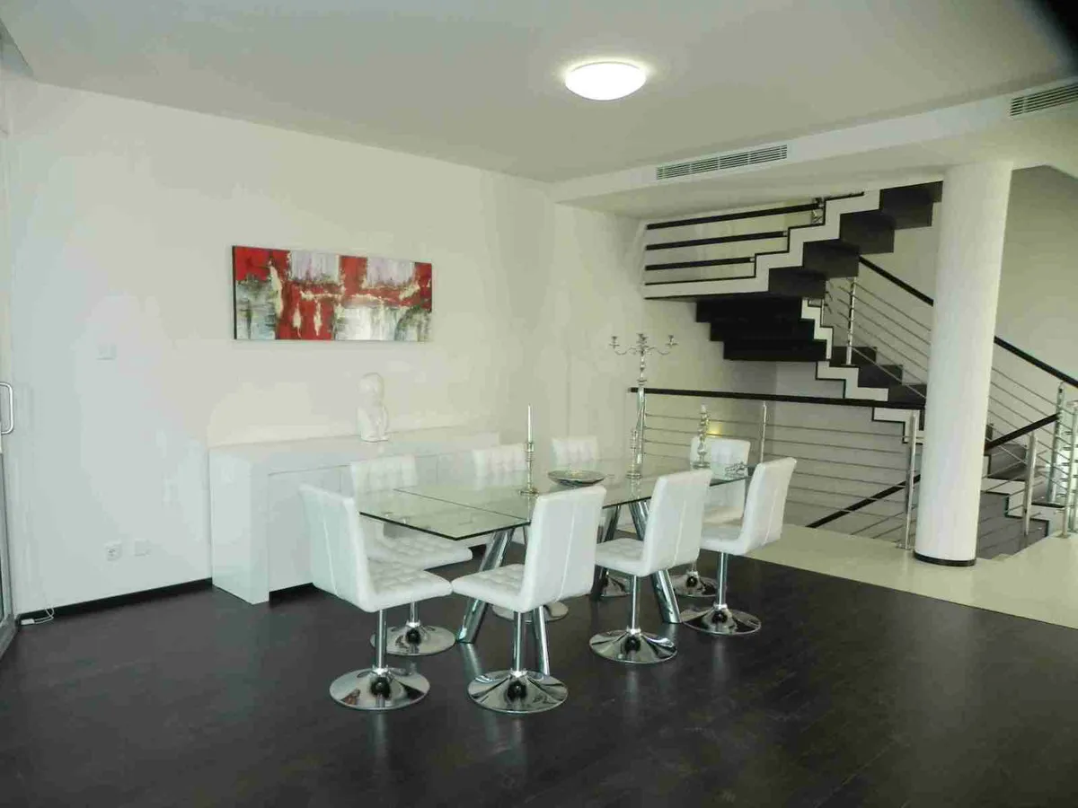 9f466d88-373e-4201-80e5-5869efb70989