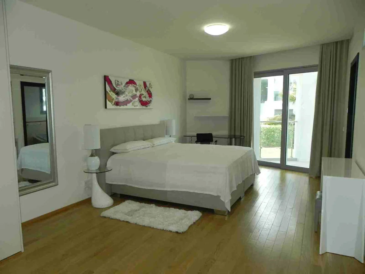 c72beb1d-7413-4f54-b3c6-f6b12d0c40dc