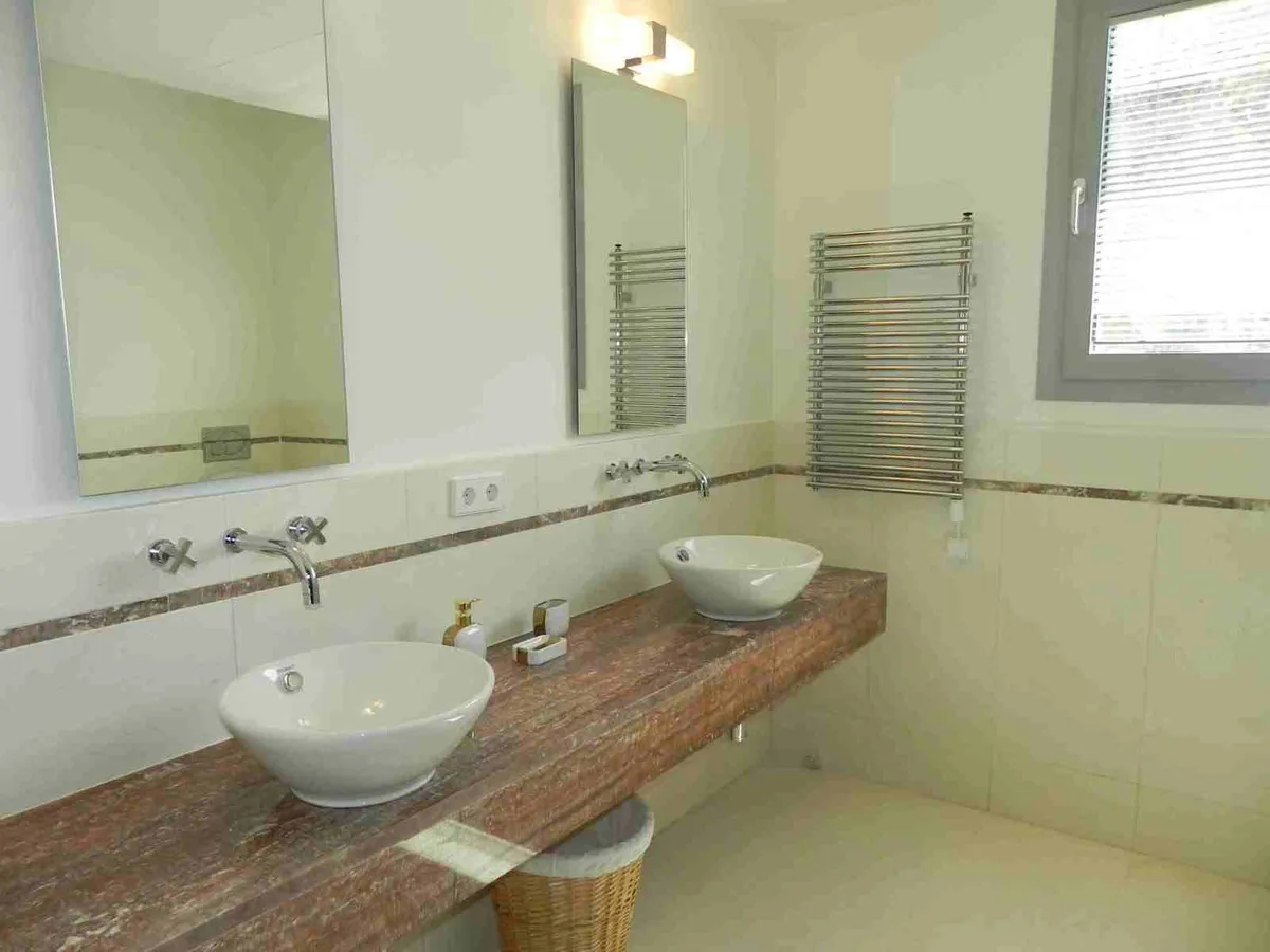 ec5de3f4-9b70-4257-9b10-97bfb17c7033