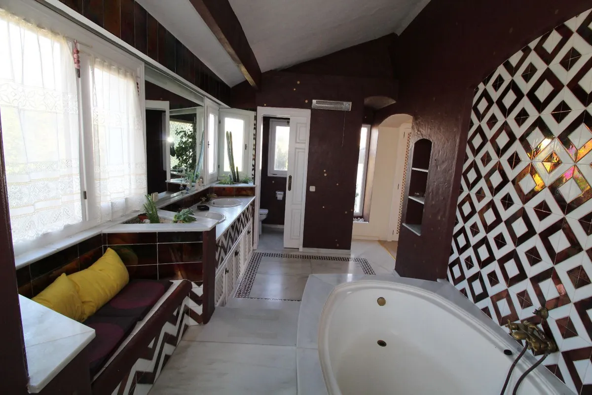 91a1e838-05f6-4fe6-9651-1372e40f47b7