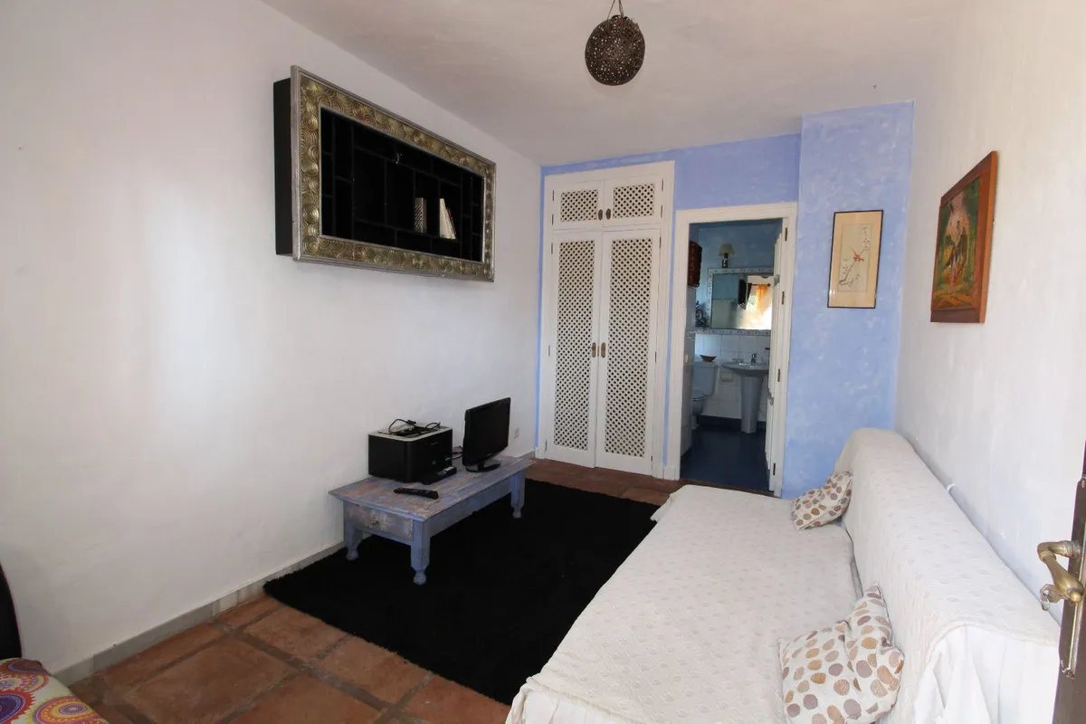 9c96cd03-de03-4e6c-a44f-f58fac05490d