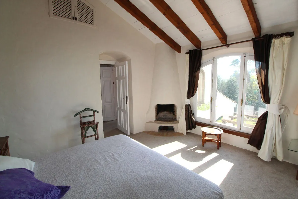 e190c0e0-f4ac-4e70-ba86-4378c02fecb0