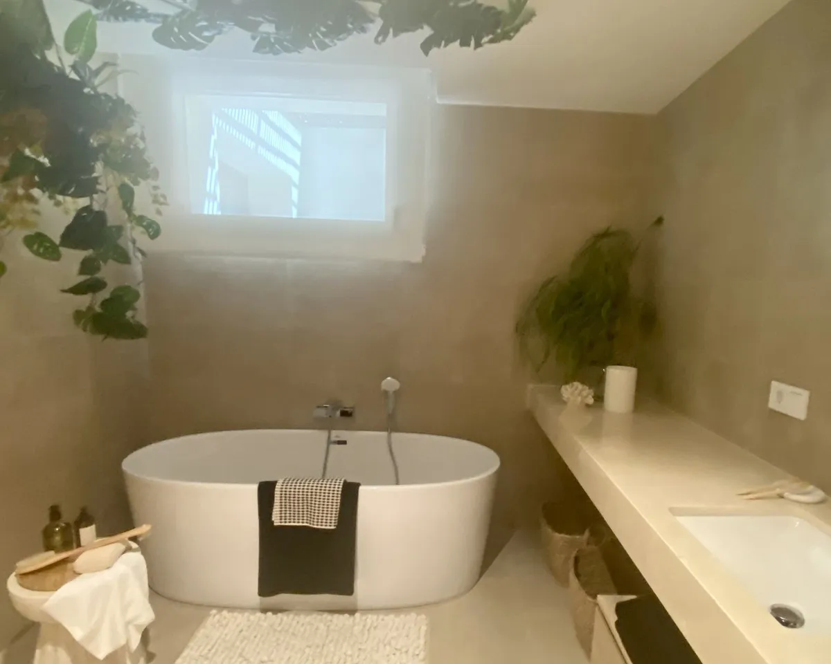 7fdb9c70-92b1-462c-a4a1-8a1657fa6266