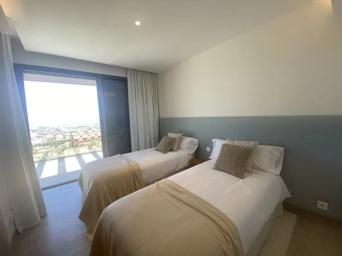 93532519-f287-47df-a00c-001e3ca0852d