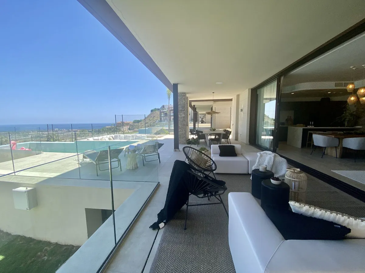 af2dec96-2364-4c09-a121-49eebaa6c54c