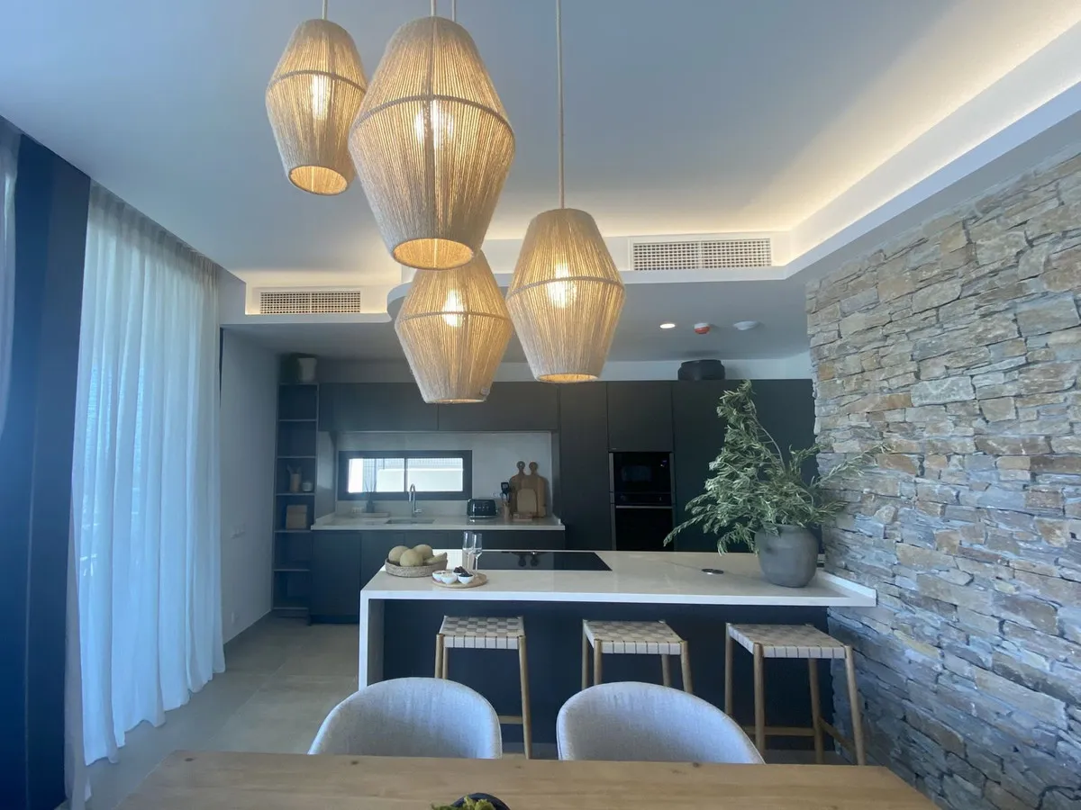 cd568ade-cd40-4302-9cf8-befd60eac84c