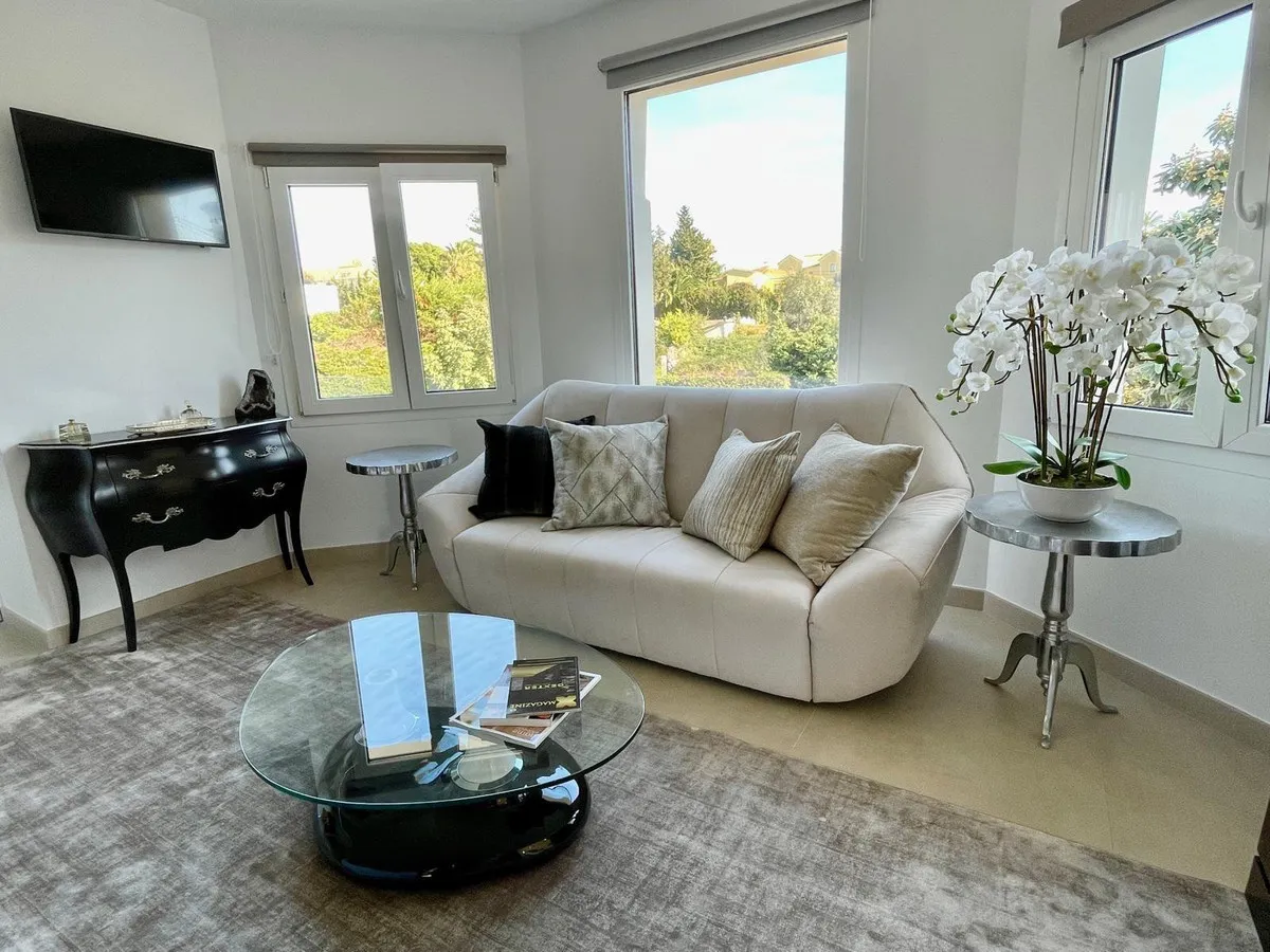 1ef56e77-e787-479b-9606-28056928a86b