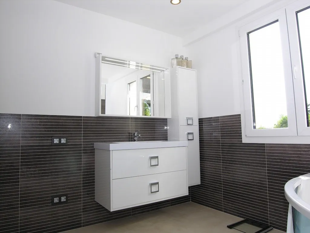 23e88b2e-423f-4008-946f-b99a3cc9ccfb