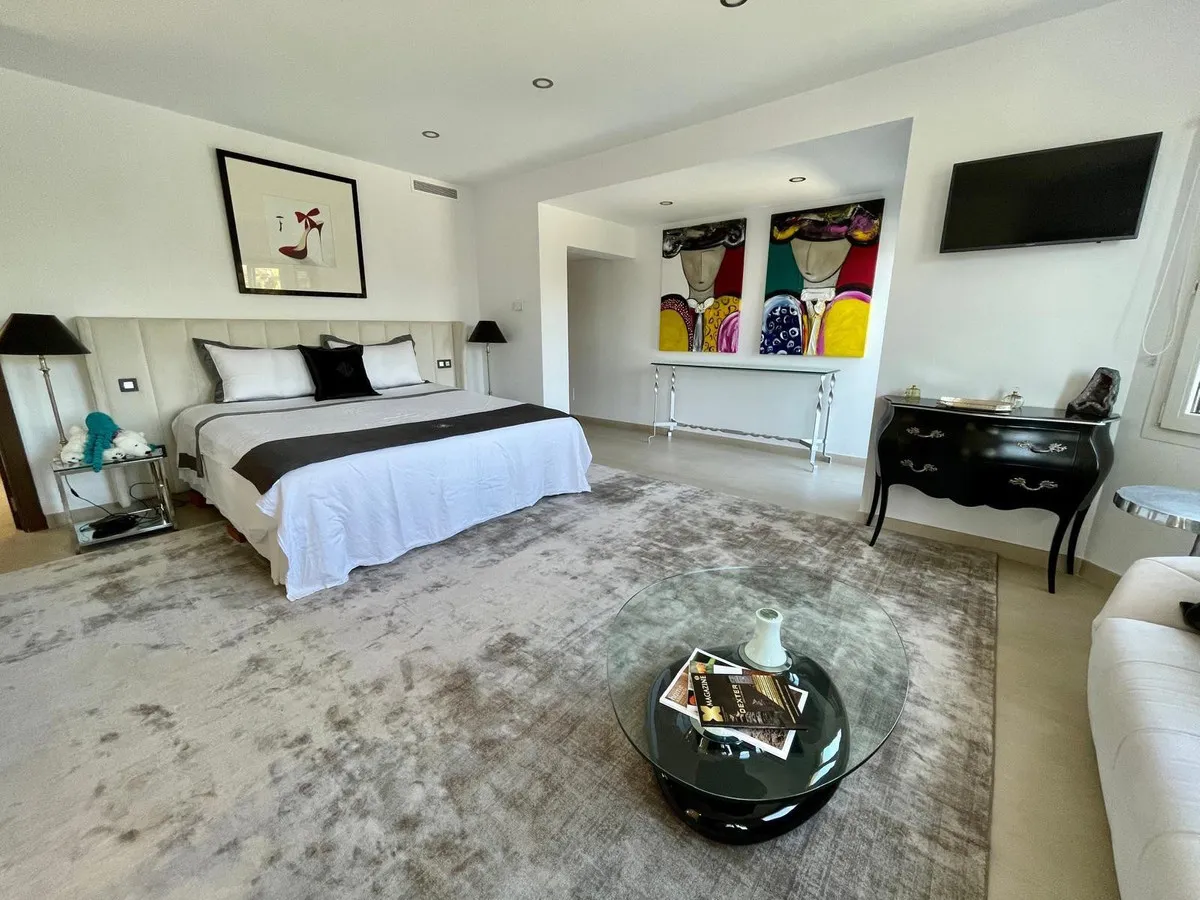 a4043da0-3b3f-447c-bcbf-6d13dfbffc6a