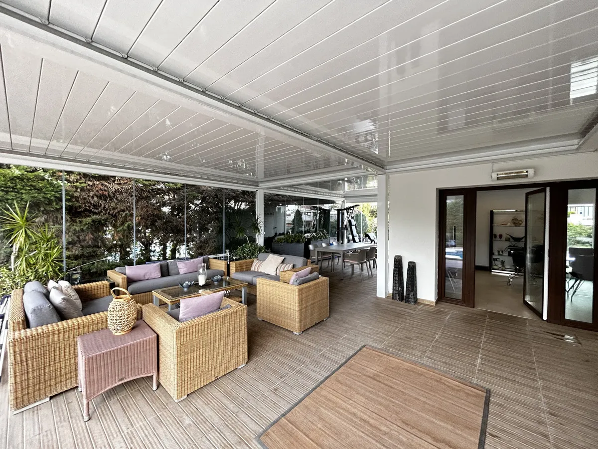 afe7444a-9e5f-4896-9dc5-0735ea35bc57