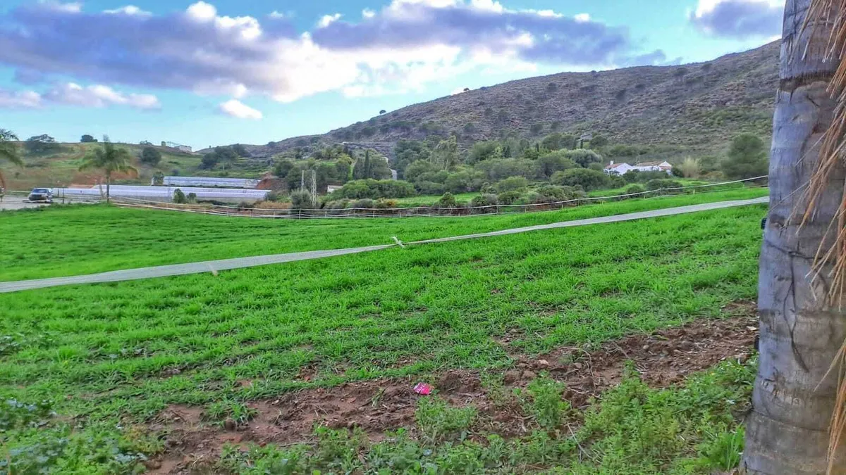 9c5498fc-716d-4d12-bdd4-3735f979271e