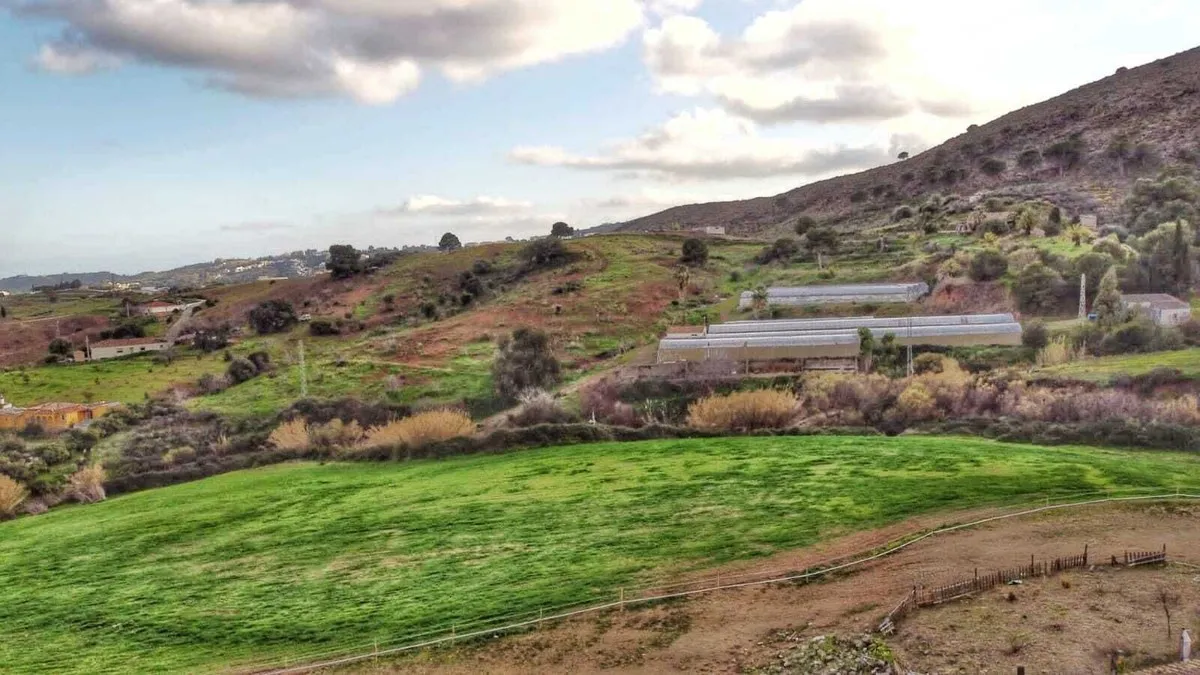 ac61ed35-7217-4043-9af9-12d6d5cd0438