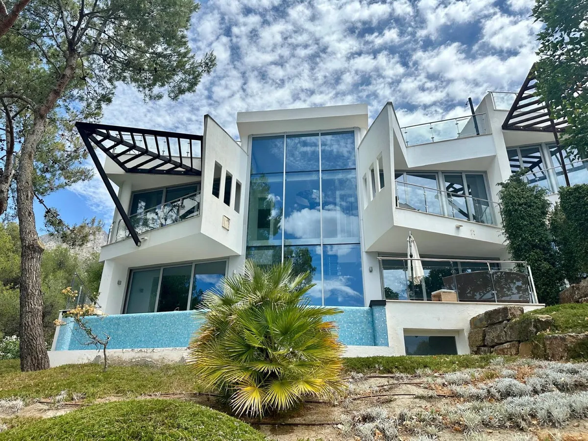 c851b5df-c5bc-407b-89cb-6ea7a7aa761d