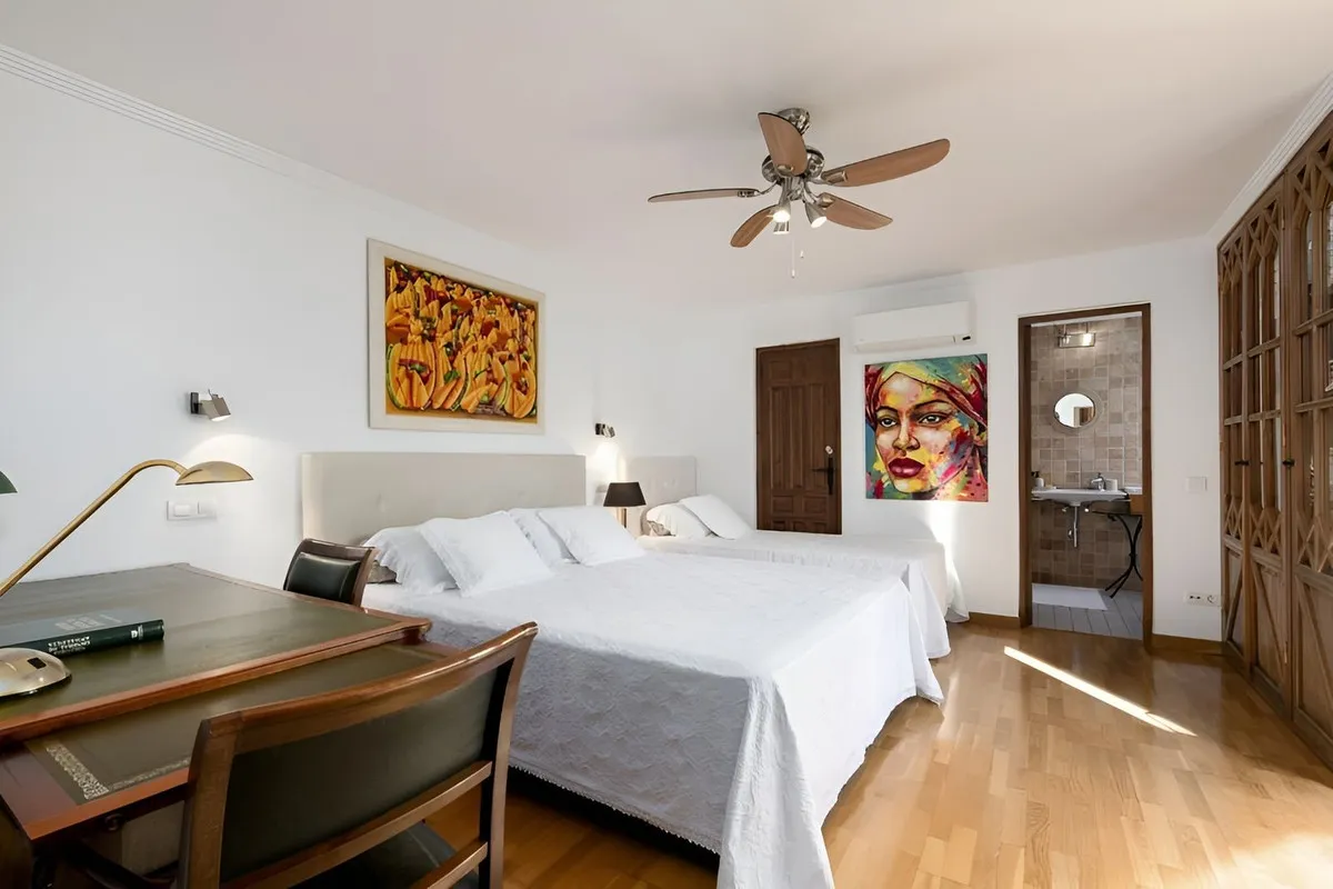 b7d27dc1-43da-43c2-98c0-ab0379286a46