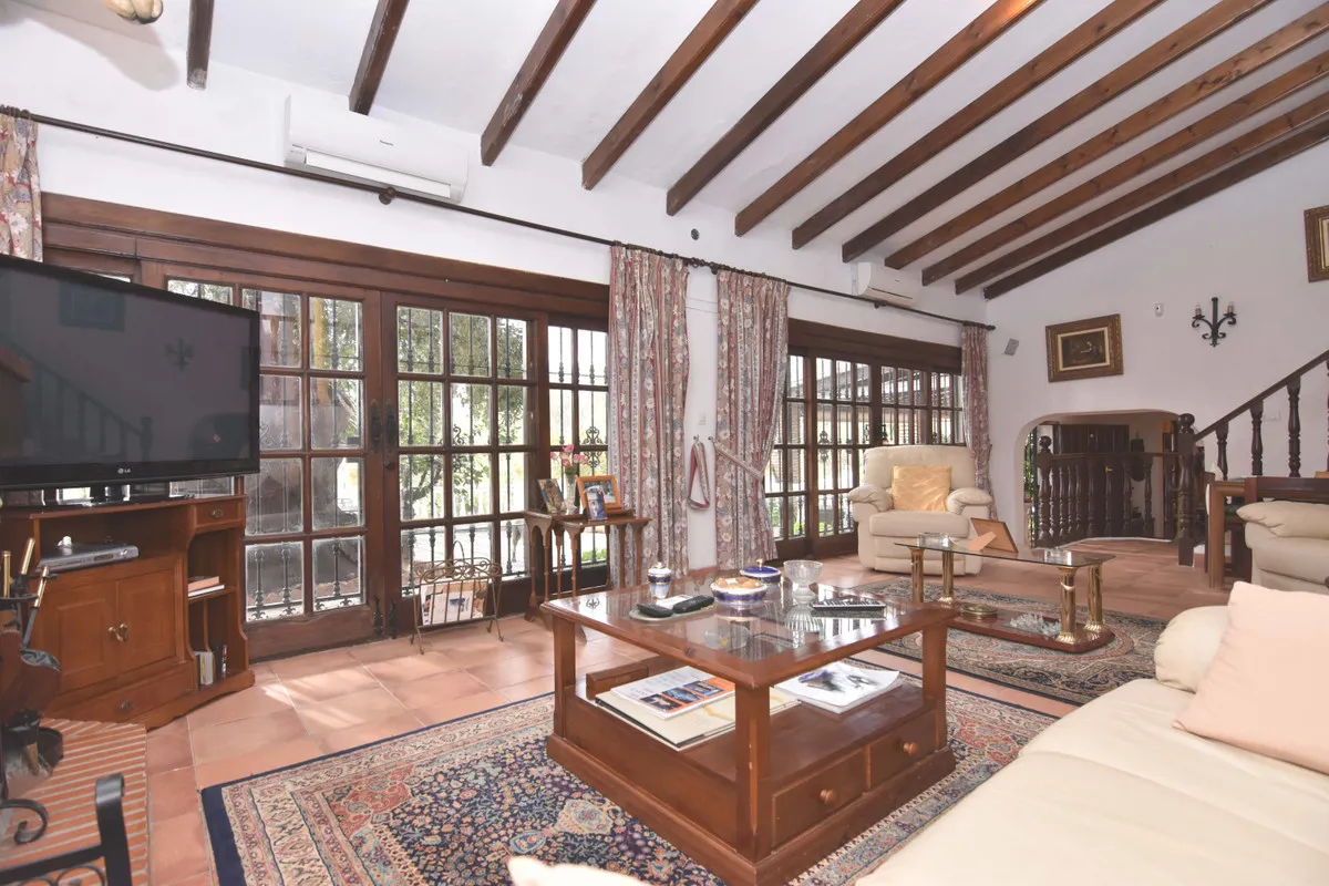 f38bde0d-b6be-43e4-acdd-140b3c3c1bb8