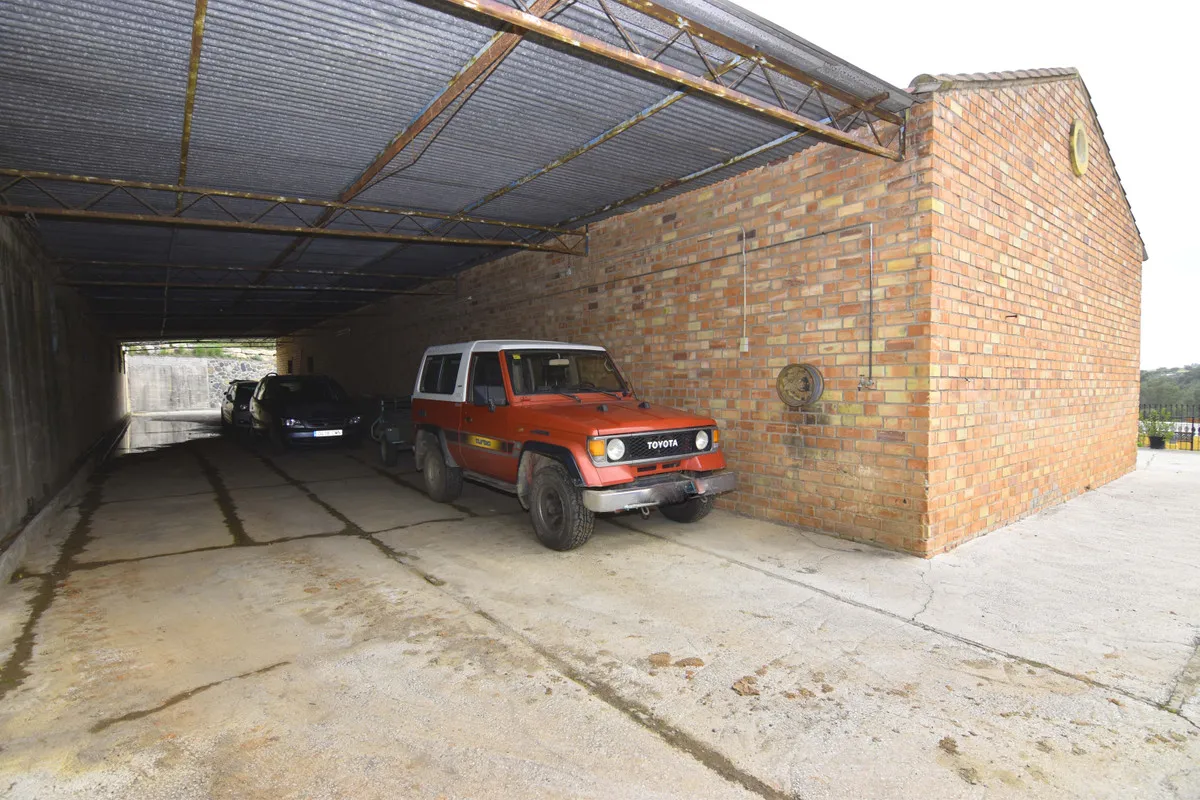 fe25930e-11f8-485e-951d-f14ea8c263d2