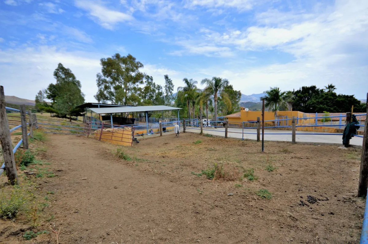 45e0e242-07f6-489a-b9aa-27a97a1bc9a7