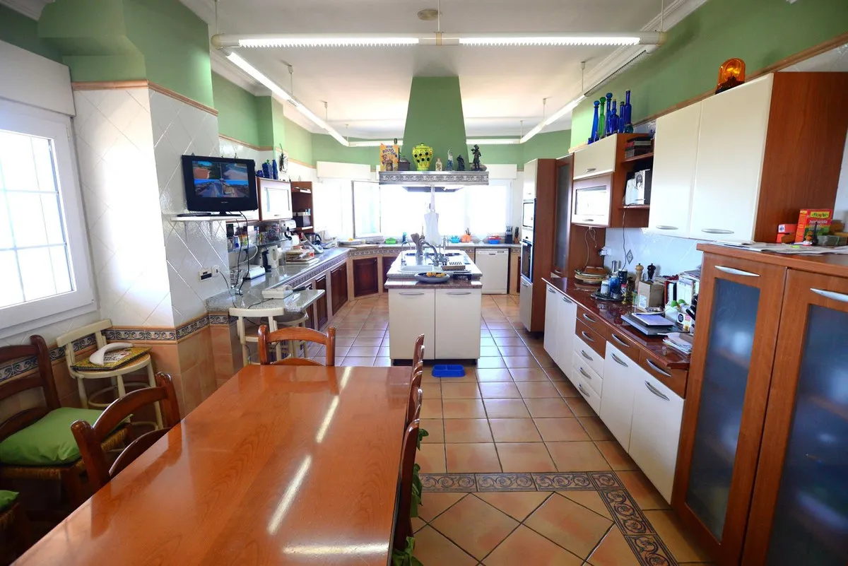 30472fcf-51d2-4177-a179-8486ce2790a8