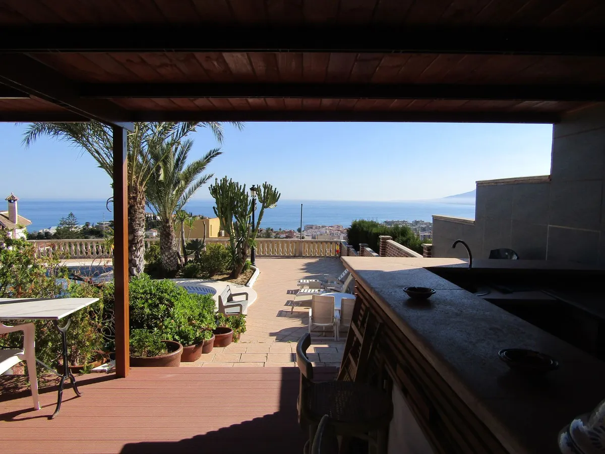 b542edb9-2a3e-4cda-9e01-1639347c29ce