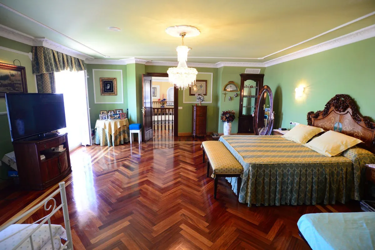 c2220a65-e6dd-4626-8c98-a6121a4059d6