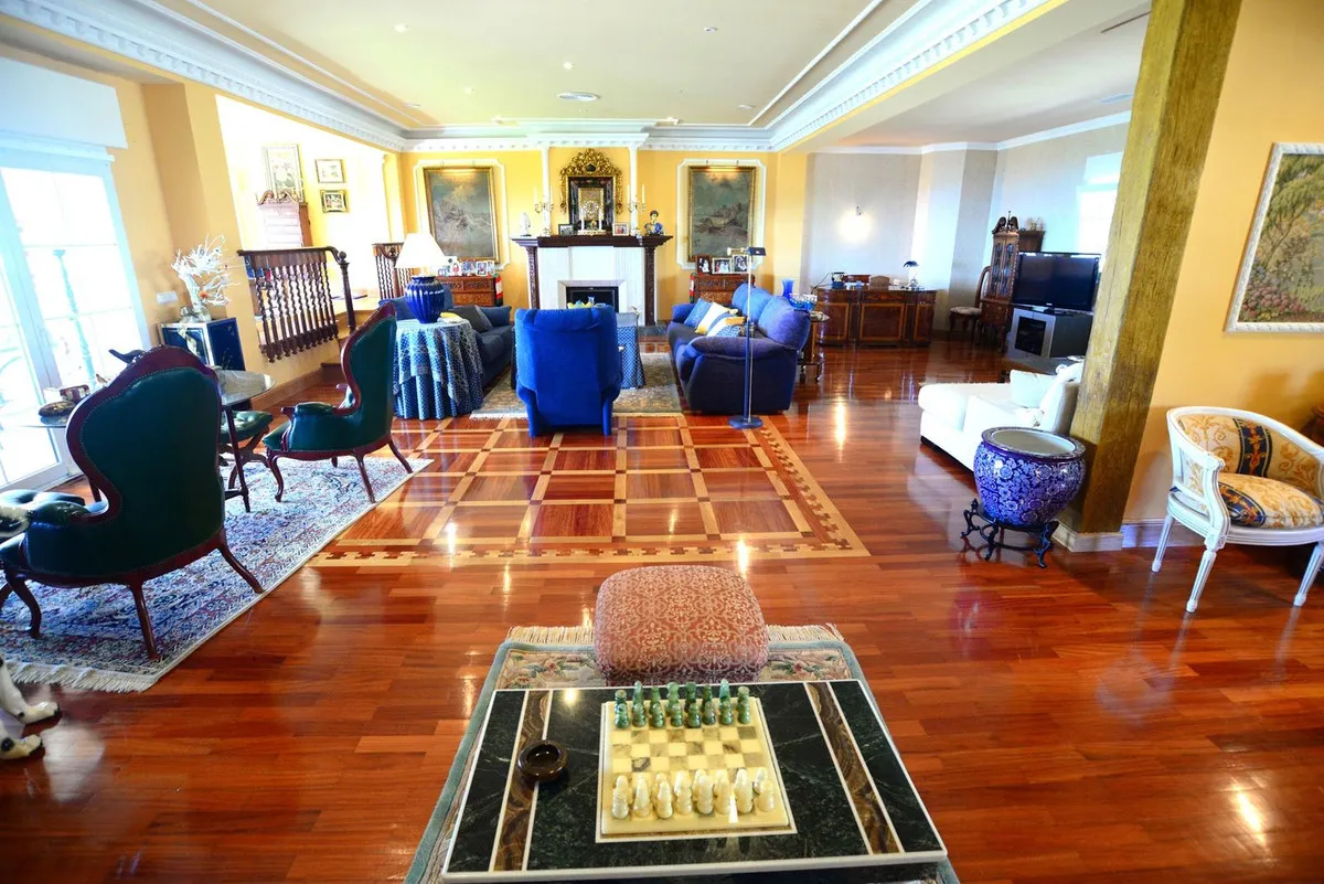 f59e16b4-83b7-4997-a8ab-dc9117e1a82d