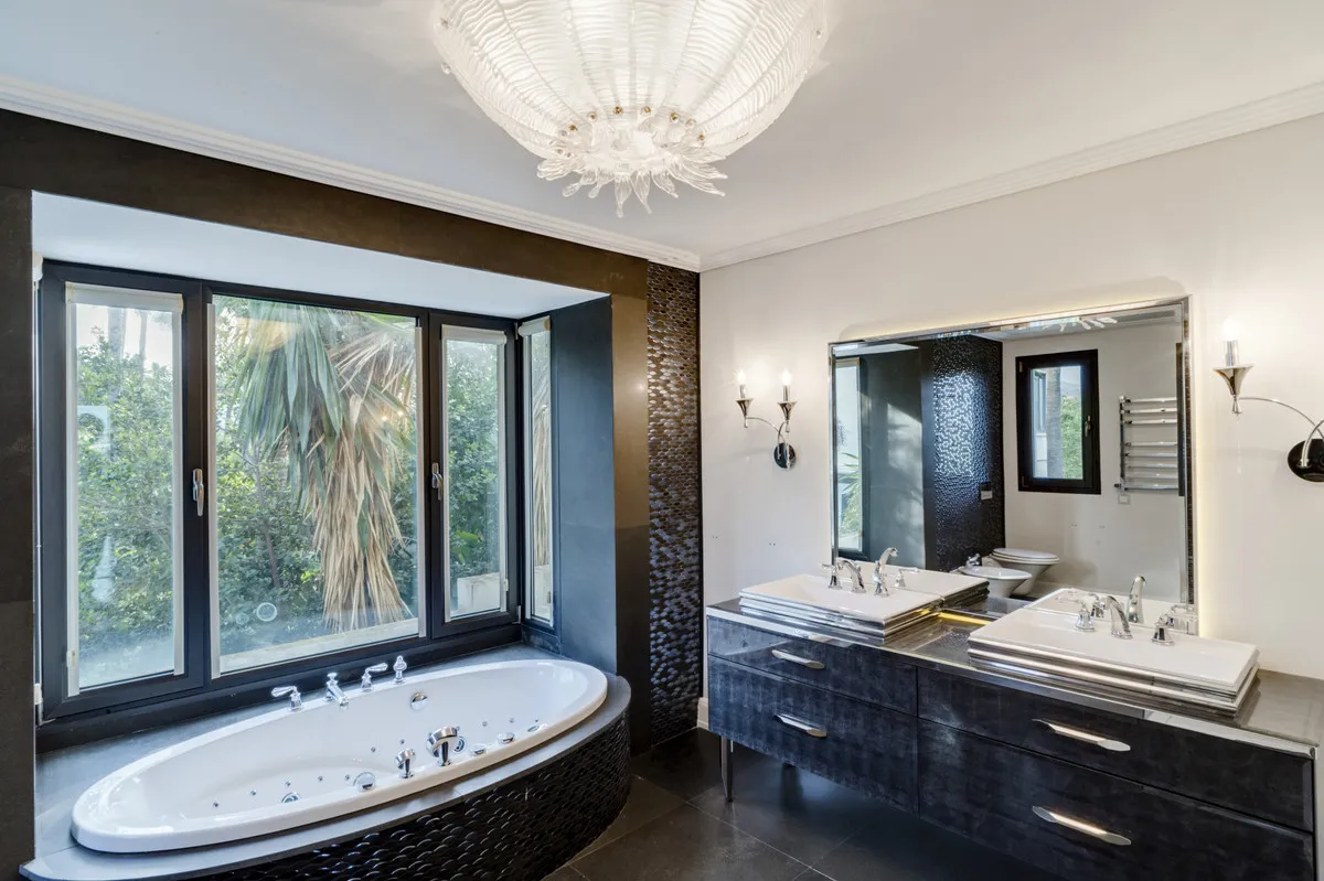 3d4d9383-652c-4e40-98b7-19d1dac2314b