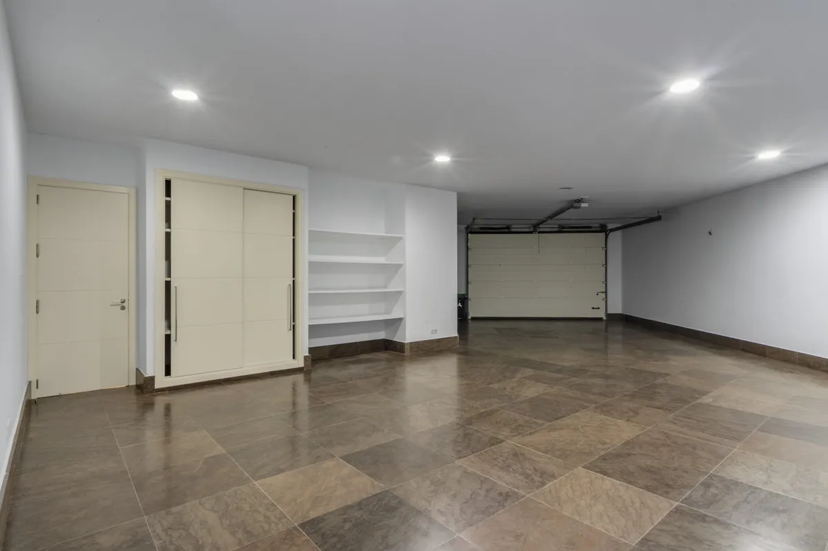 b87b055b-9fae-4bd6-8793-970831616ca7