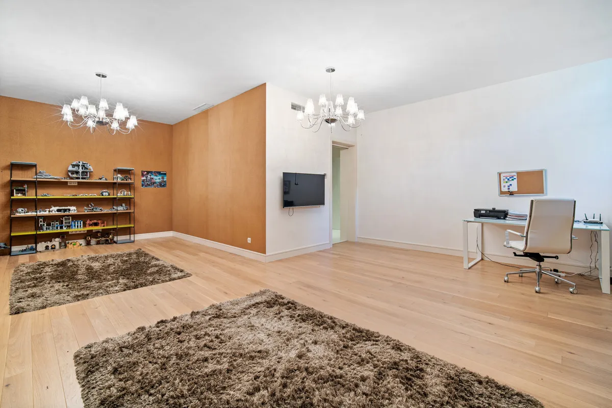 d5ee9ef2-898f-4ca3-bbf8-2334049aeb6a