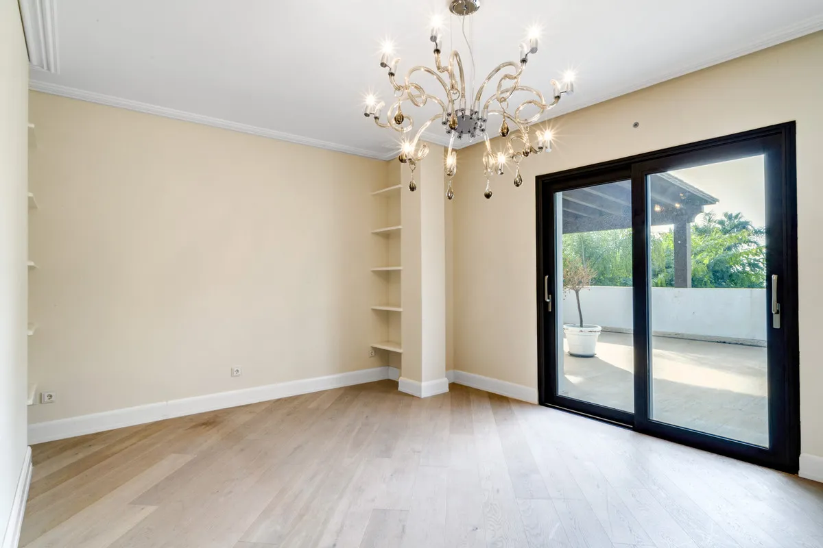 f6d91b11-4880-4dfc-91ca-f9d874b942f3