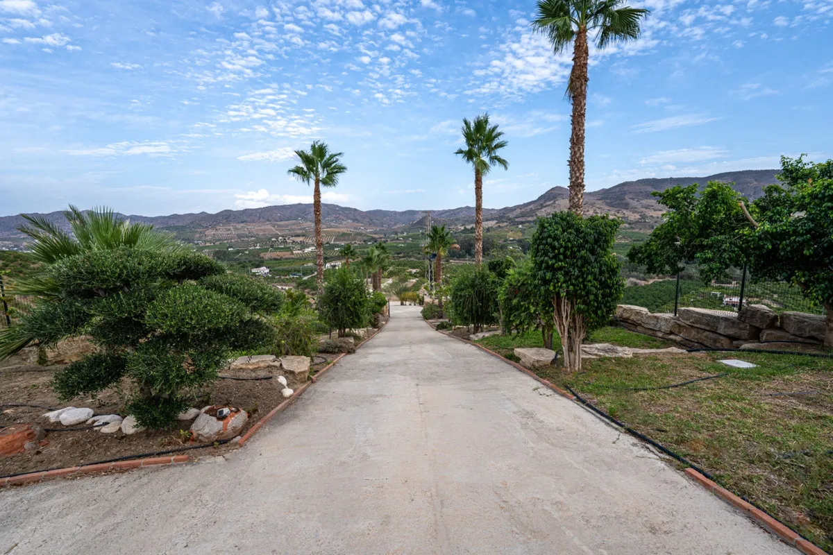 5e52cdbc-25b8-4e8d-81d2-d4ee2b6ed776