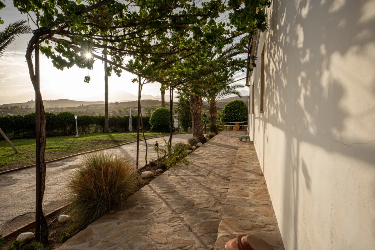 6cf67928-8a4d-4570-a68f-4d146c4a924c