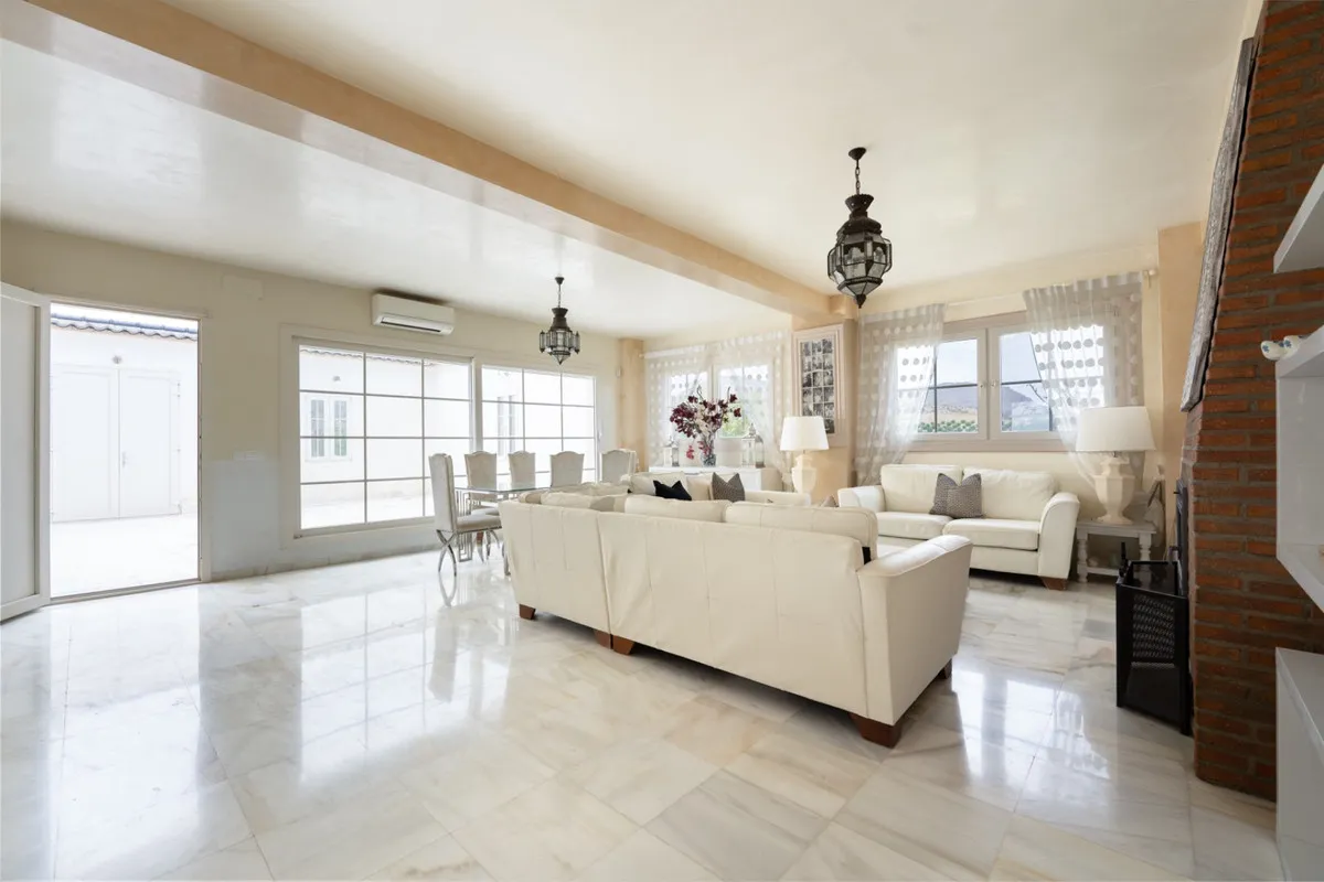 c0de7d48-a0e4-4369-a0b9-b065c8f66d9d