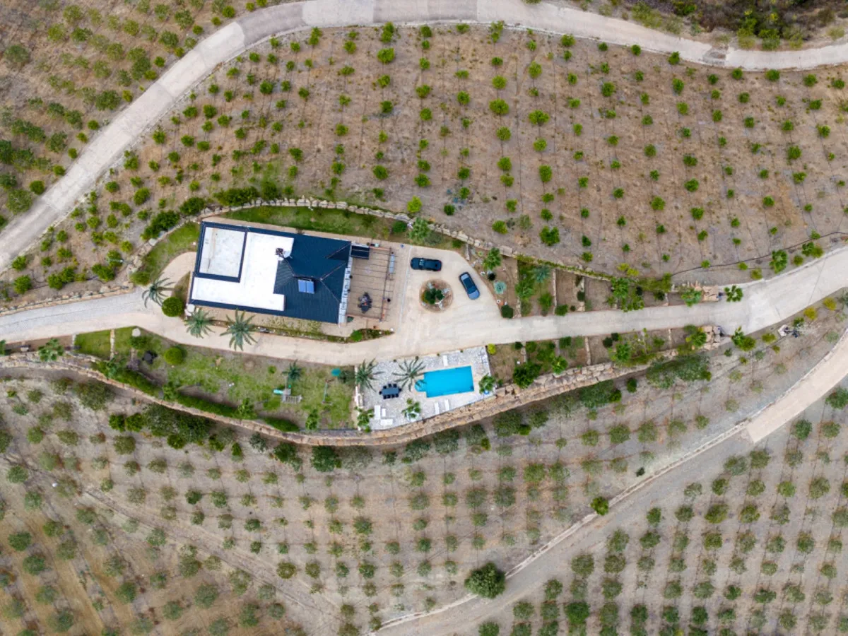 cbbec9ea-aeab-4fab-b117-8f9d126c84ac