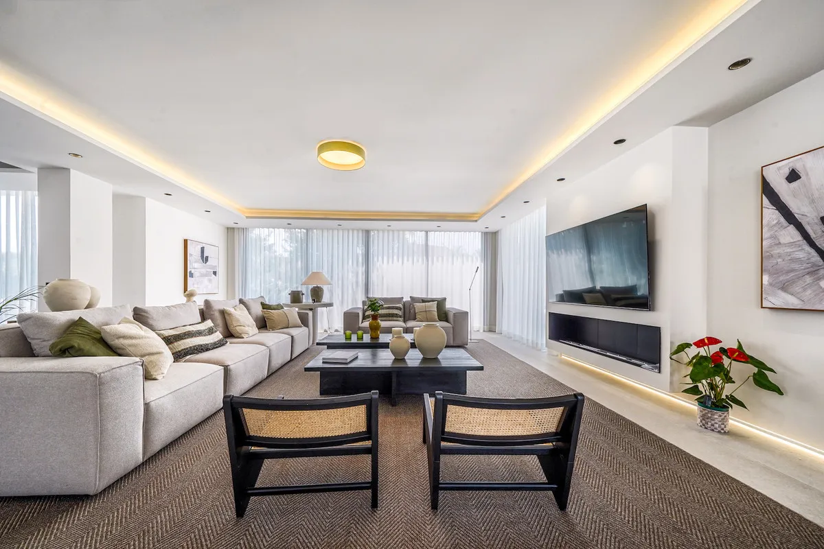 69c1ca90-a502-4172-b366-5ef4210d954b